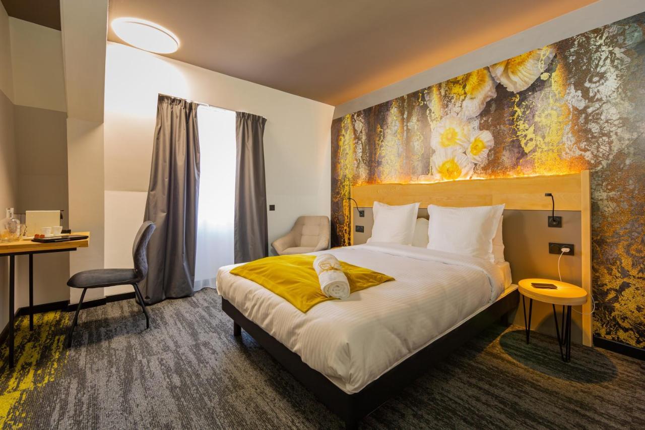 Berti Hotel - Mulhouse Centre Gare Bagian luar foto
