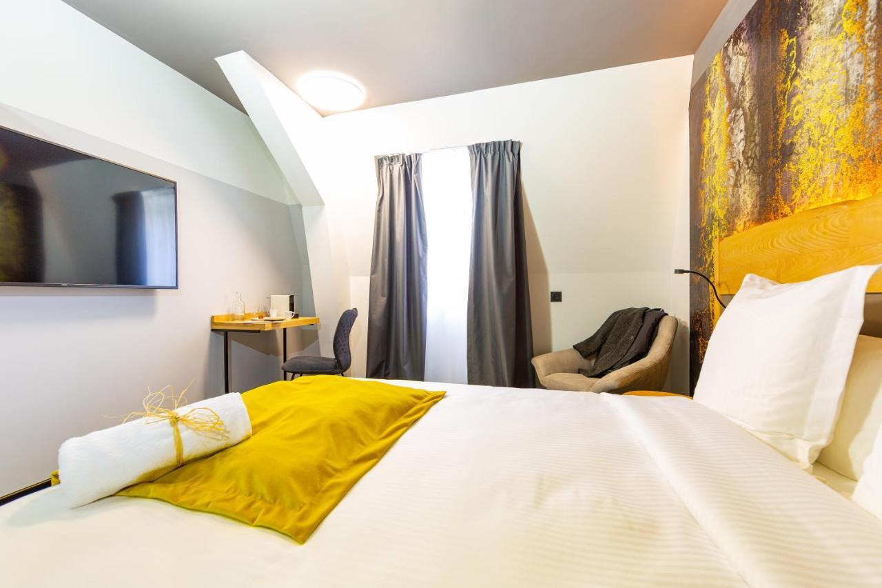 Berti Hotel - Mulhouse Centre Gare Bagian luar foto